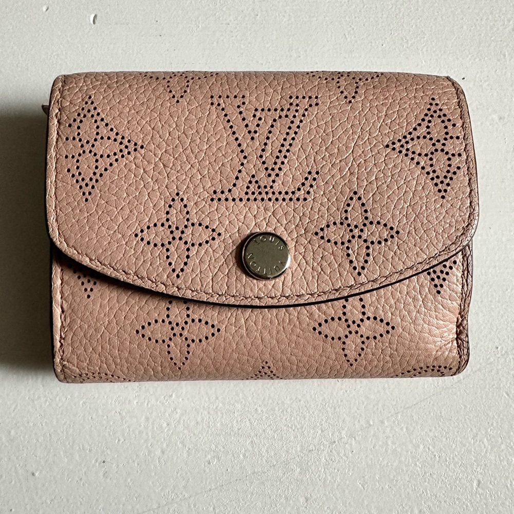 Louis Vuitton Iris Monogram Compact Wallet (authentic)